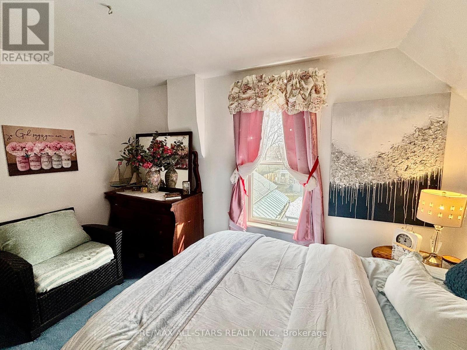 28 Simcoe Street, Kawartha Lakes (Lindsay), Ontario  K9V 2G4 - Photo 18 - X13053686