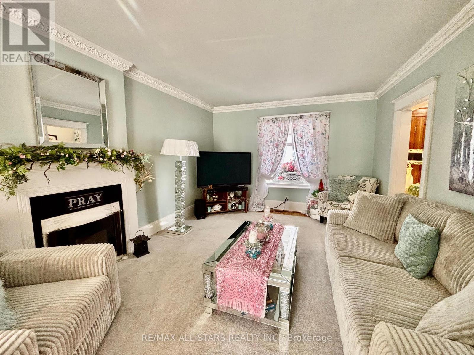 28 Simcoe Street, Kawartha Lakes (Lindsay), Ontario  K9V 2G4 - Photo 6 - X13053686