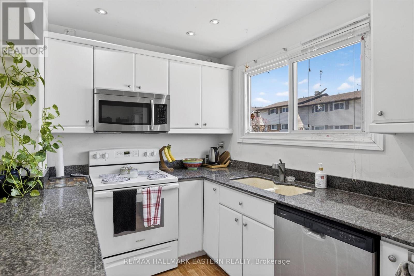 #33 - 996 Sydenham Road, Peterborough (Ashburnham Ward 4), Ontario  K9J 7V7 - Photo 7 - X13053994