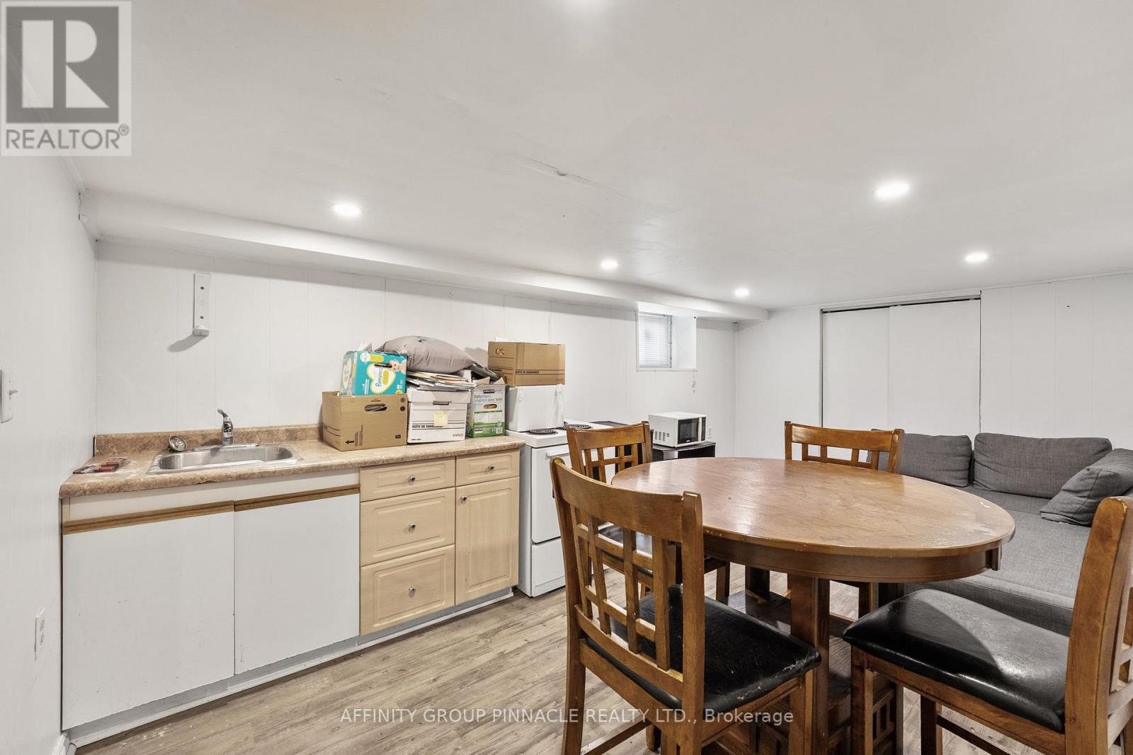 255 Kent Street W, Kawartha Lakes (Lindsay), Ontario  K9V 2Z4 - Photo 31 - X13054562