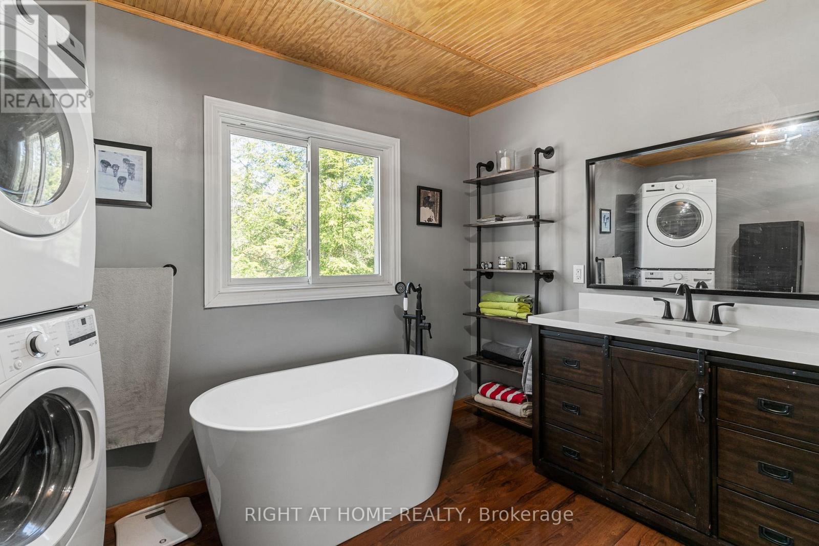 1066 Loop Road, Highlands East (Monmouth), Ontario  K0L 1C0 - Photo 25 - X13054550