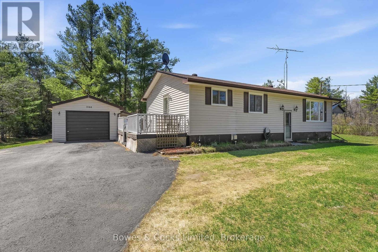 1044 COUNTY ROAD 40, douro-dummer, Ontario