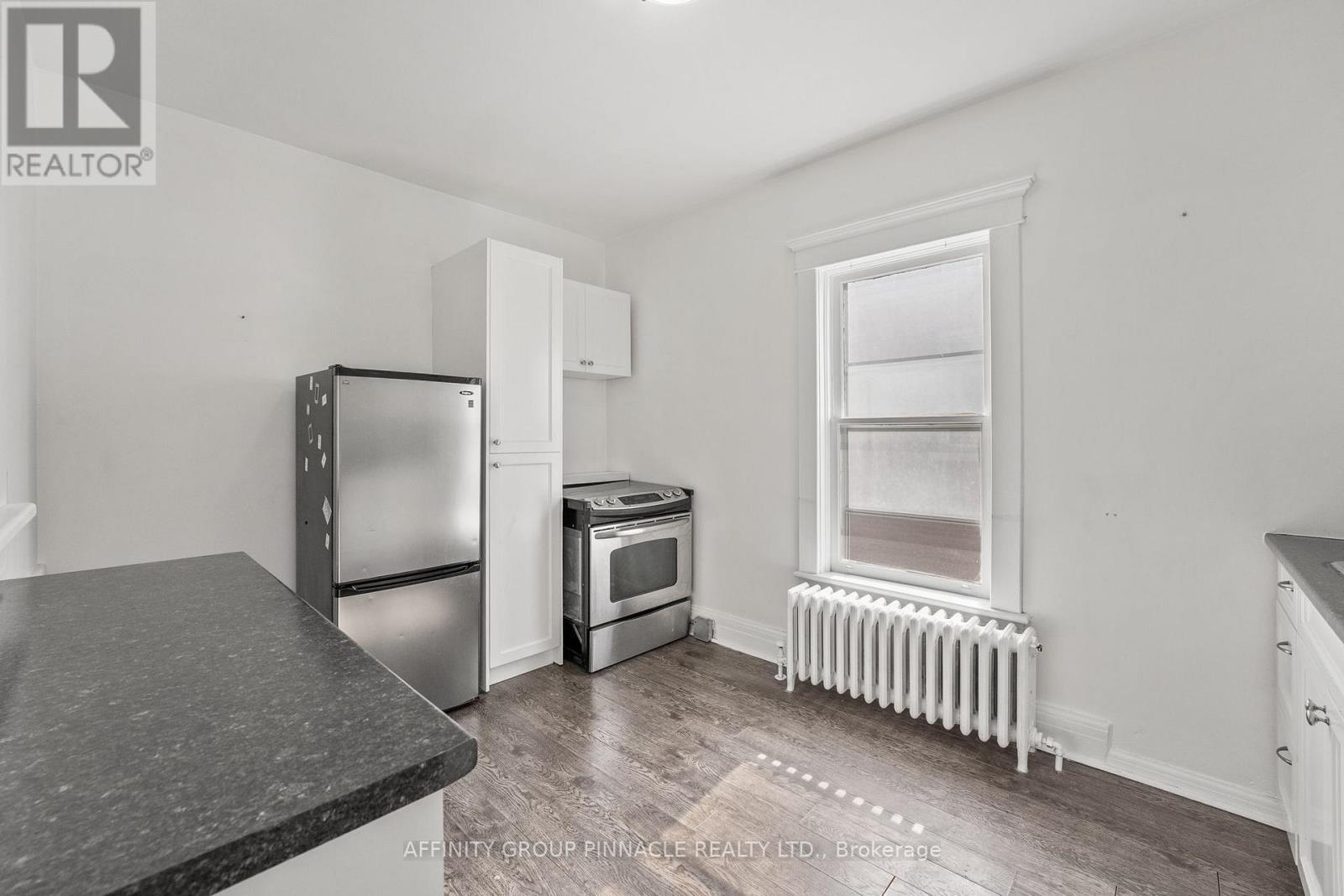 Upper - 255 Kent Street W, Kawartha Lakes (Lindsay), Ontario  K9V 2Z3 - Photo 5 - X13054998