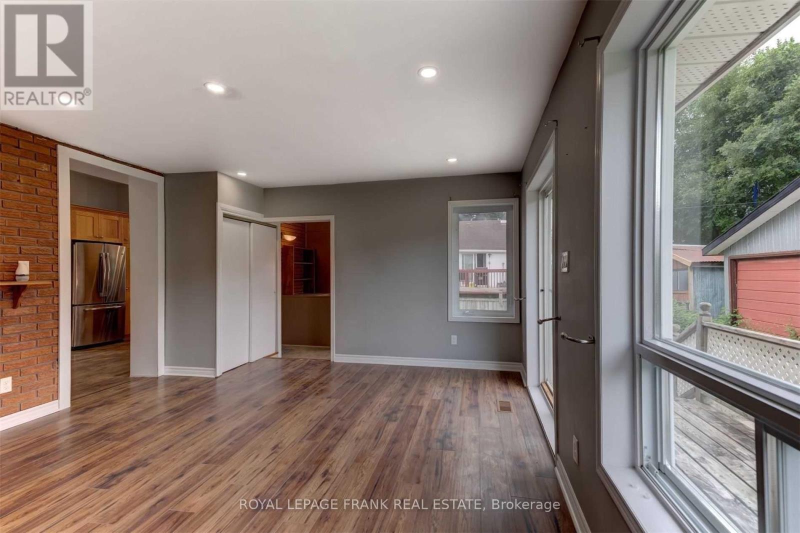 591 Park Street N, Peterborough (Town Ward 3), Ontario  K9H 4S1 - Photo 11 - X13055318