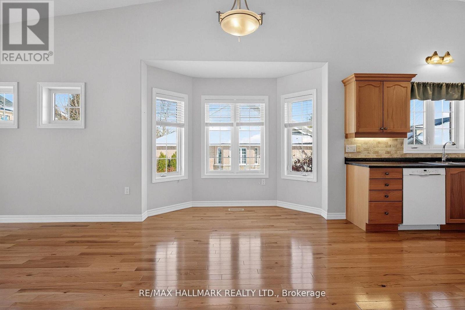 105 - 86 Village Crescent, Peterborough (Otonabee Ward 1), Ontario  K9J 8S7 - Photo 15 - X13055630