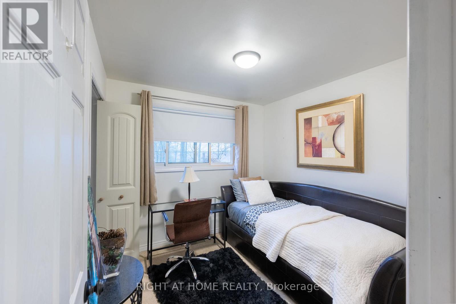 323 Lindan Avenue, Selwyn, Ontario  K9L 1K9 - Photo 10 - X13055976