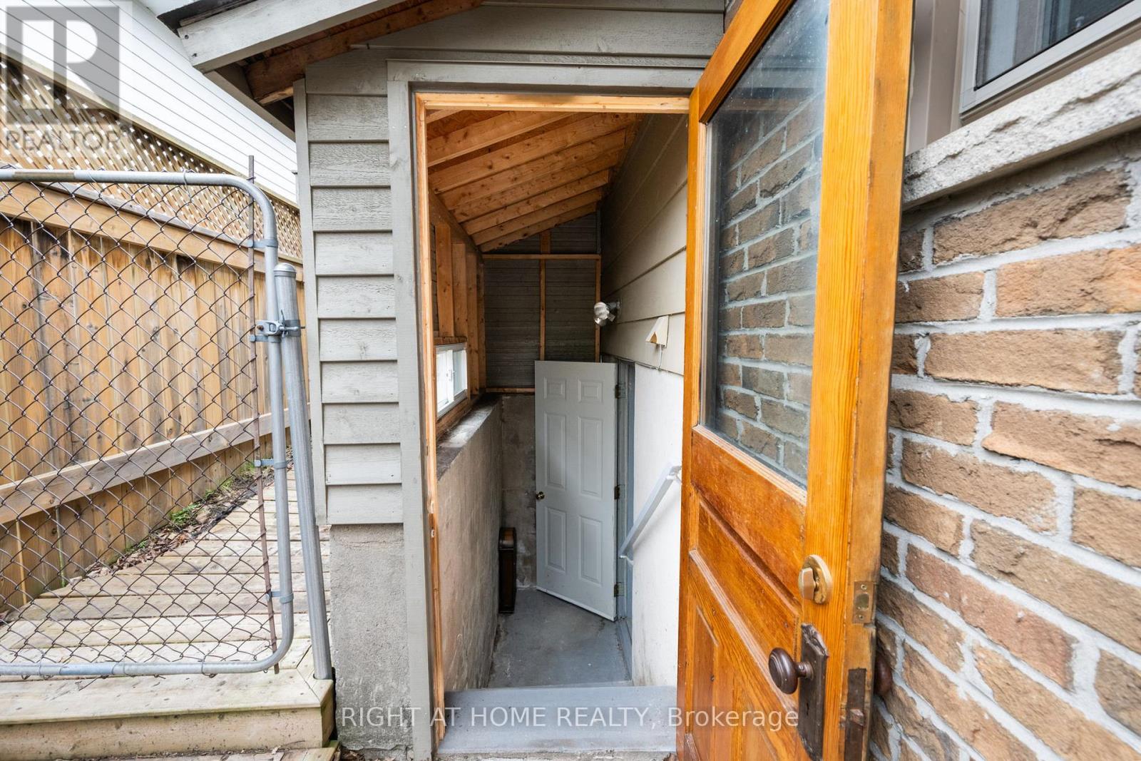 323 Lindan Avenue, Selwyn, Ontario  K9L 1K9 - Photo 12 - X13055976