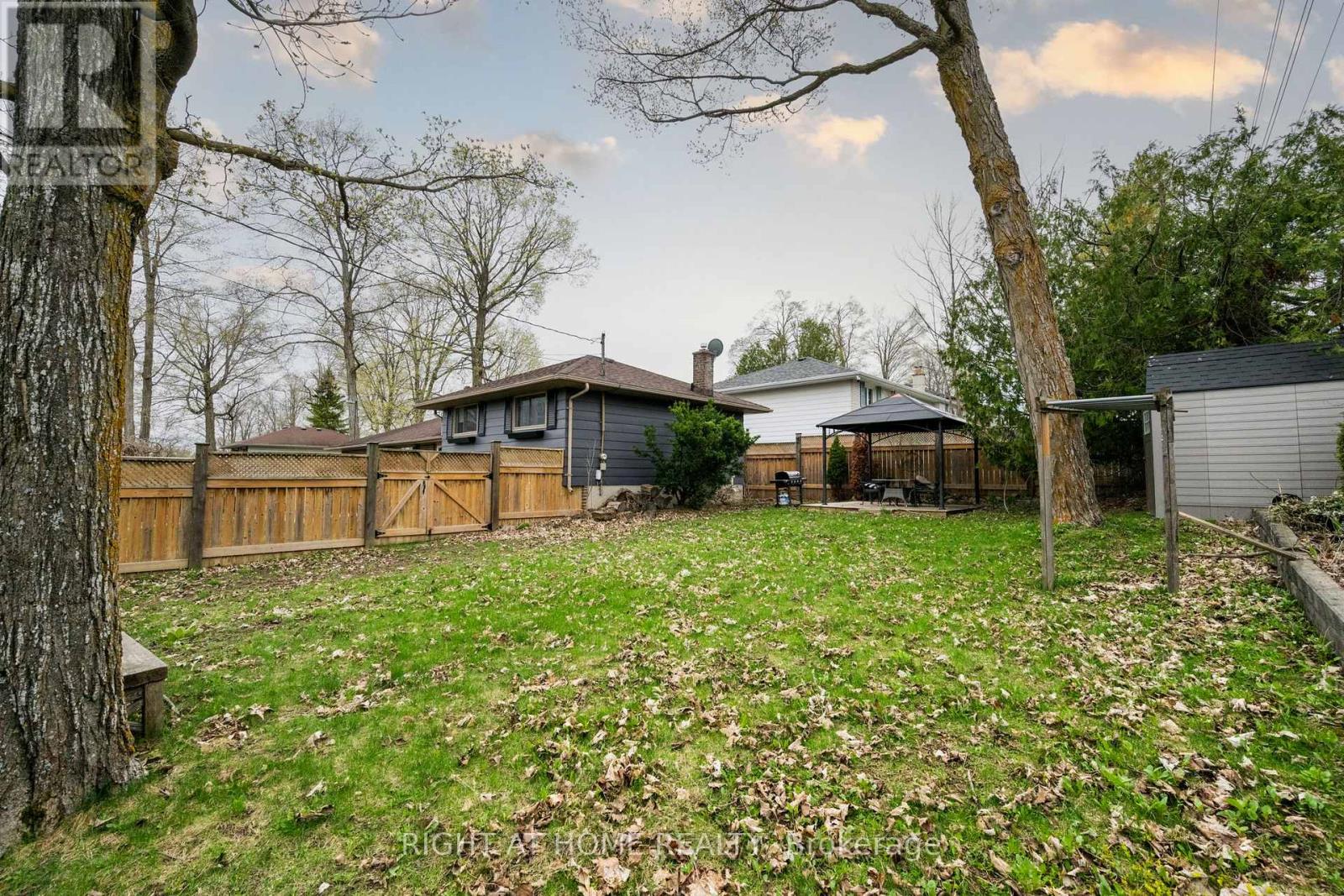 323 Lindan Avenue, Selwyn, Ontario  K9L 1K9 - Photo 14 - X13055976