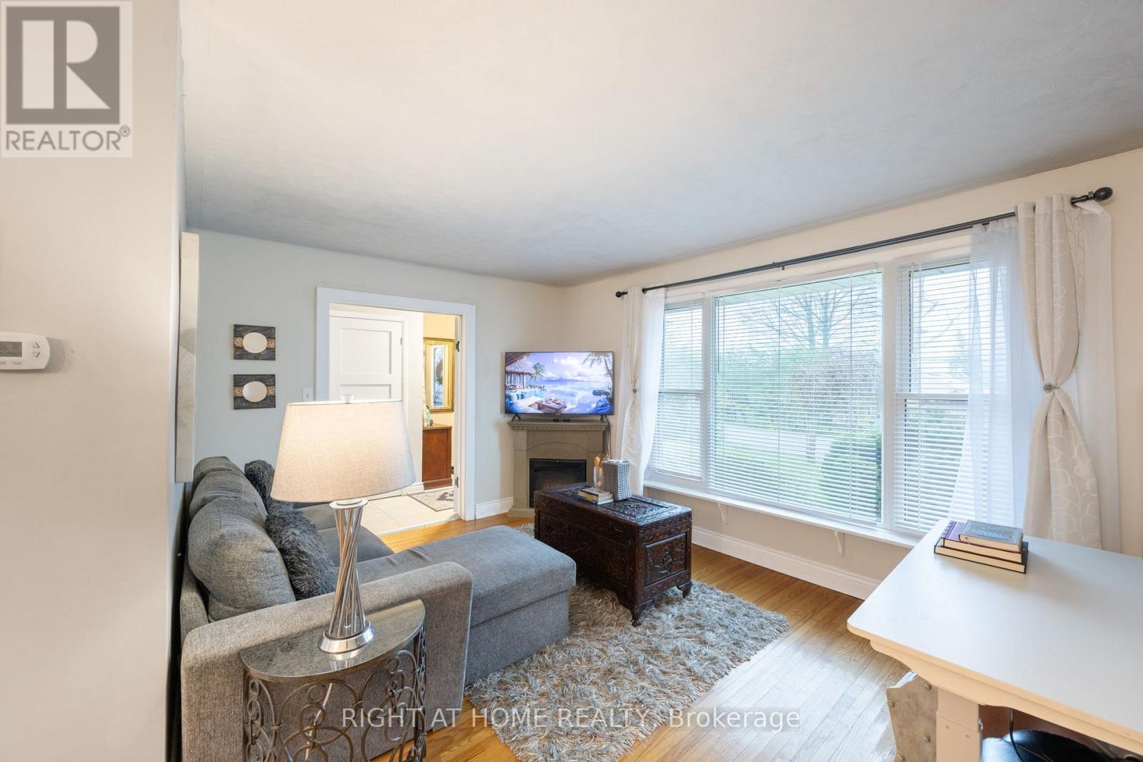 323 Lindan Avenue, Selwyn, Ontario  K9L 1K9 - Photo 4 - X13055976