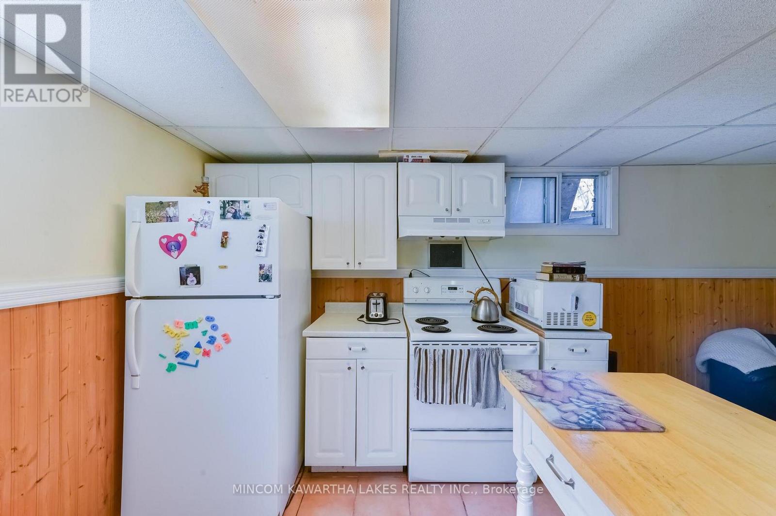 193 Shelbourne Street, Peterborough (Northcrest Ward 5), Ontario  K9H 5K3 - Photo 23 - X13056046