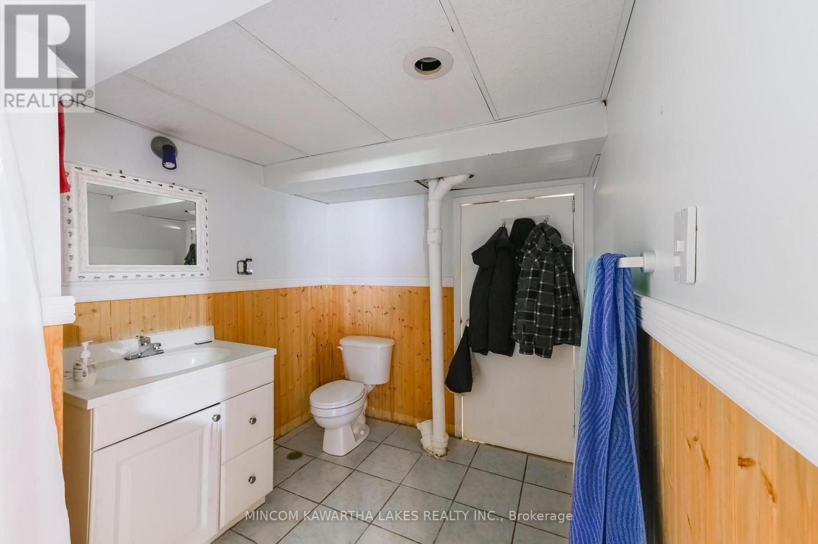 193 Shelbourne Street, Peterborough (Northcrest Ward 5), Ontario  K9H 5K3 - Photo 26 - X13056046