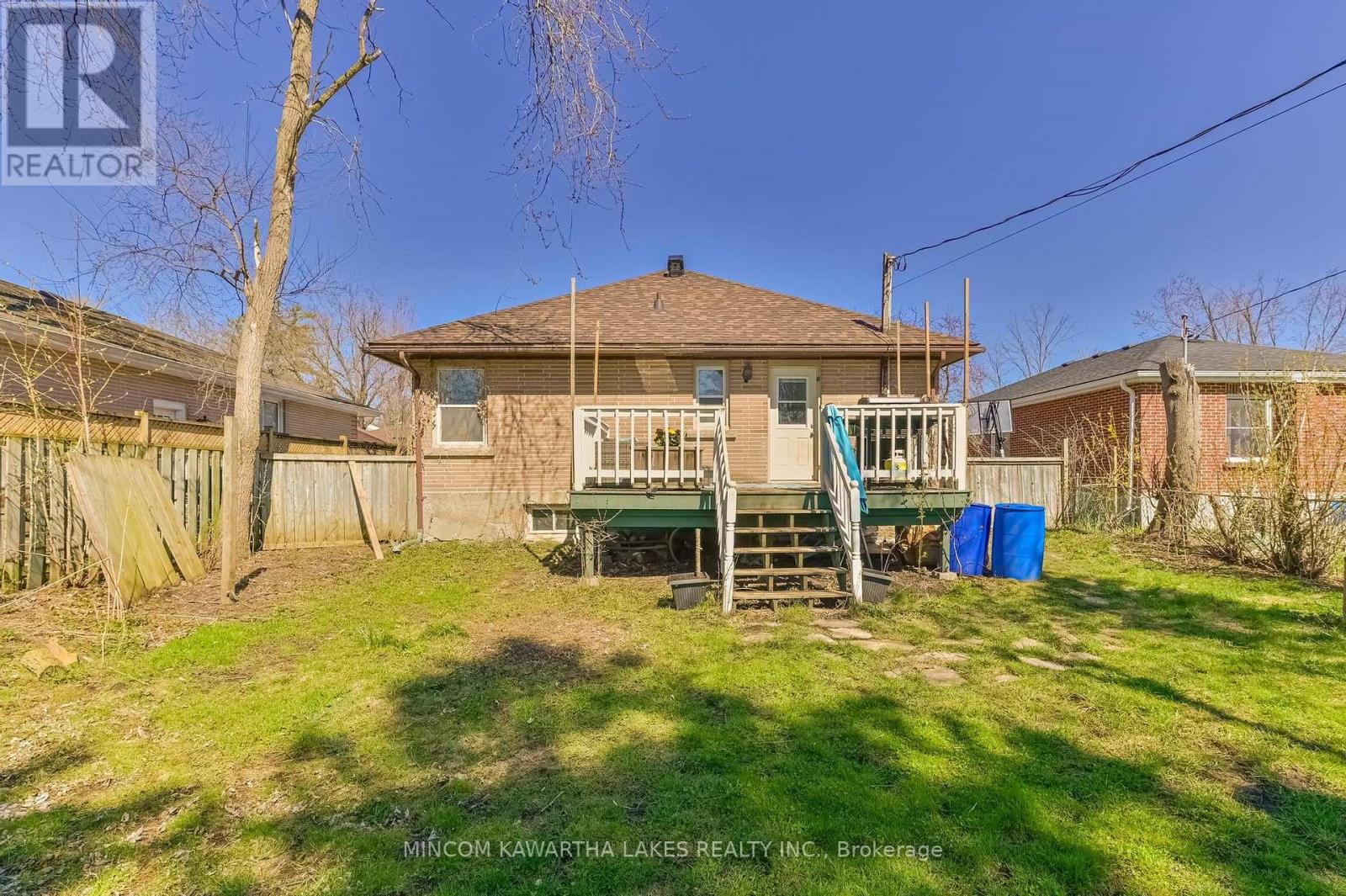 193 Shelbourne Street, Peterborough (Northcrest Ward 5), Ontario  K9H 5K3 - Photo 35 - X13056046