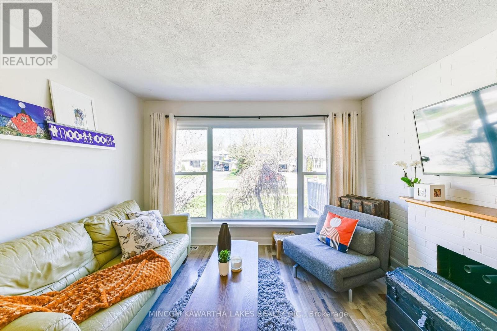 193 Shelbourne Street, Peterborough (Northcrest Ward 5), Ontario  K9H 5K3 - Photo 8 - X13056046