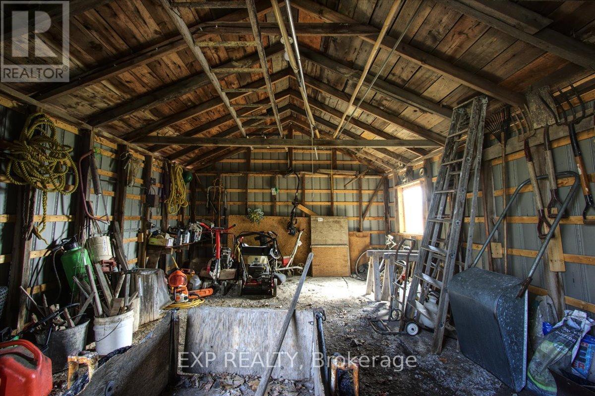 3749 Wallace Point Road, Otonabee-South Monaghan, Ontario  K9J 6Y3 - Photo 32 - X13056164