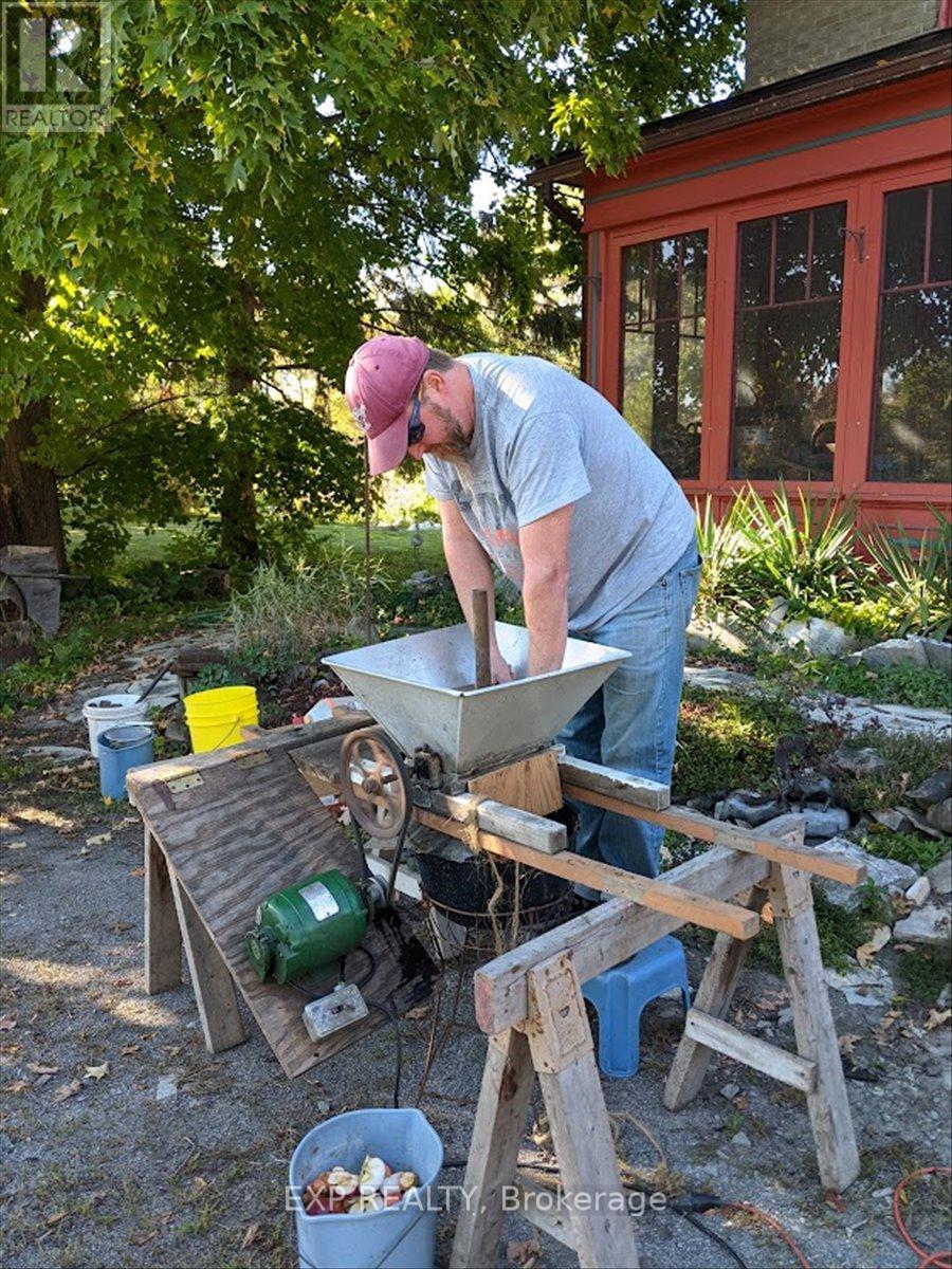 3749 Wallace Point Road, Otonabee-South Monaghan, Ontario  K9J 6Y3 - Photo 41 - X13056164