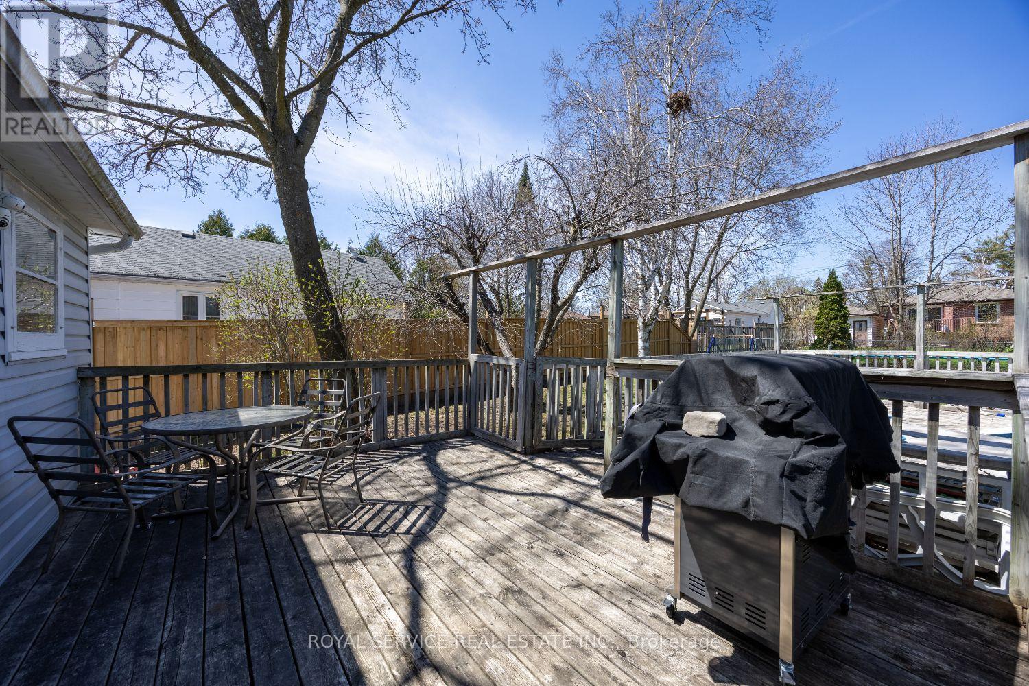 210 Shelbourne Street, Peterborough (Northcrest Ward 5), Ontario  K9H 5K4 - Photo 23 - X13056286