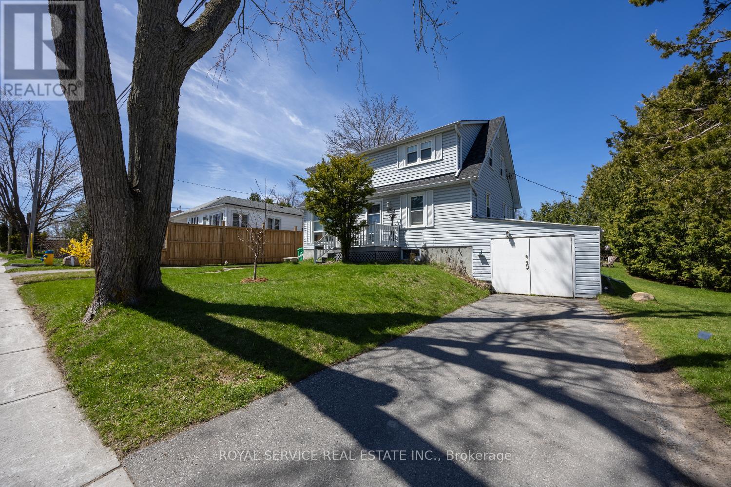 210 Shelbourne Street, Peterborough (Northcrest Ward 5), Ontario  K9H 5K4 - Photo 3 - X13056286