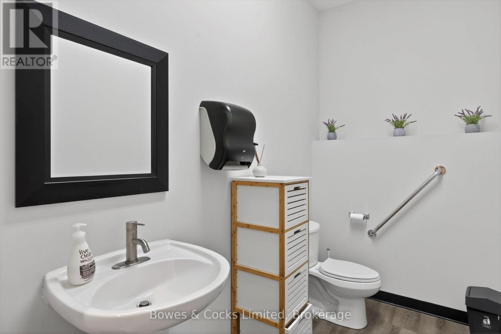 269 Charlotte Street, Peterborough (Town Ward 3), Ontario  K9J 2V3 - Photo 25 - X13057150