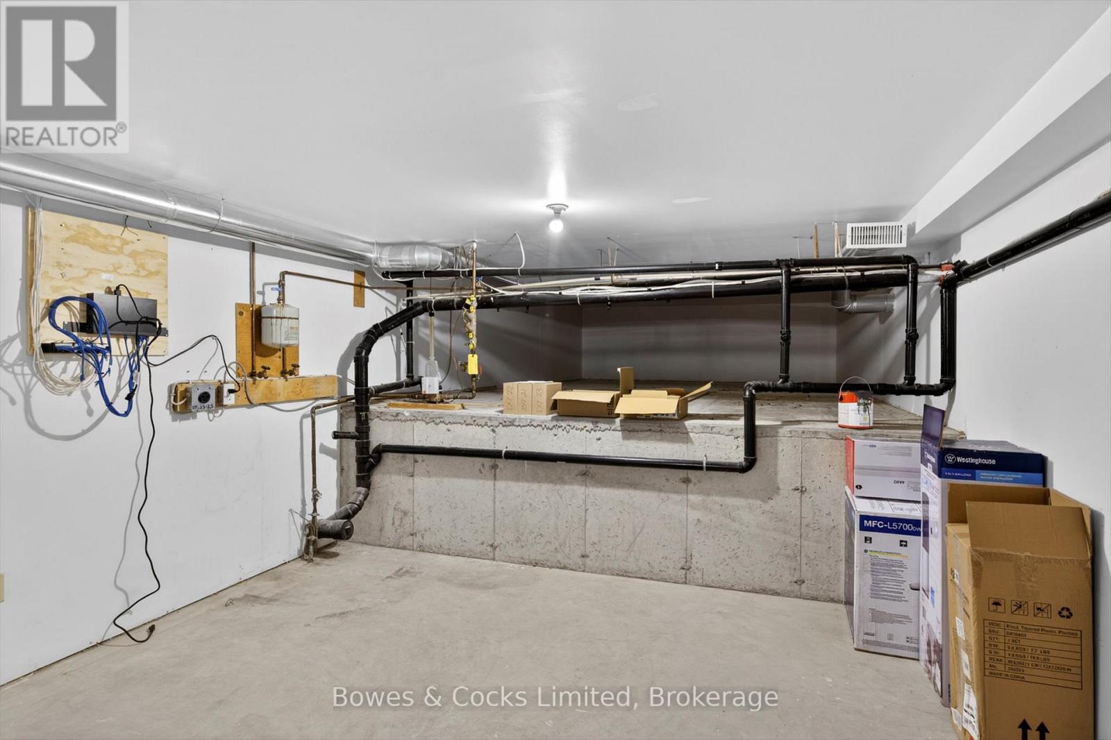 269 Charlotte Street, Peterborough (Town Ward 3), Ontario  K9J 2V3 - Photo 31 - X13057150