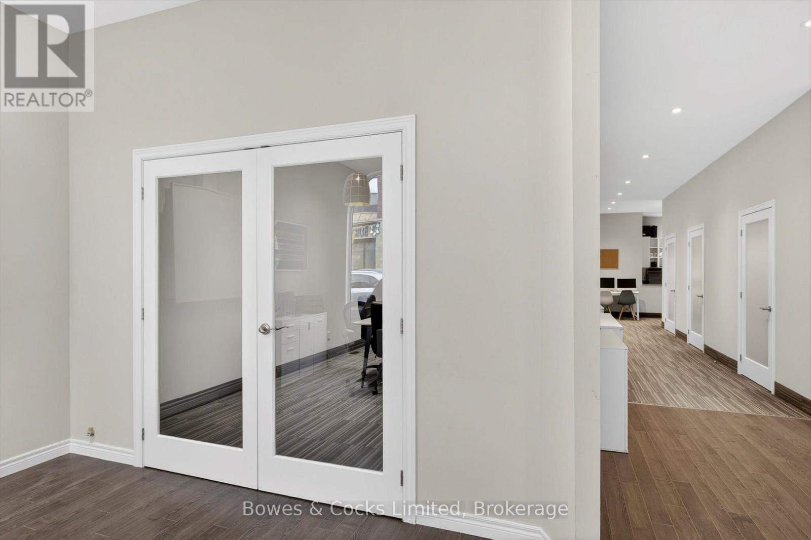 269 Charlotte Street, Peterborough (Town Ward 3), Ontario  K9J 2V3 - Photo 6 - X13057150