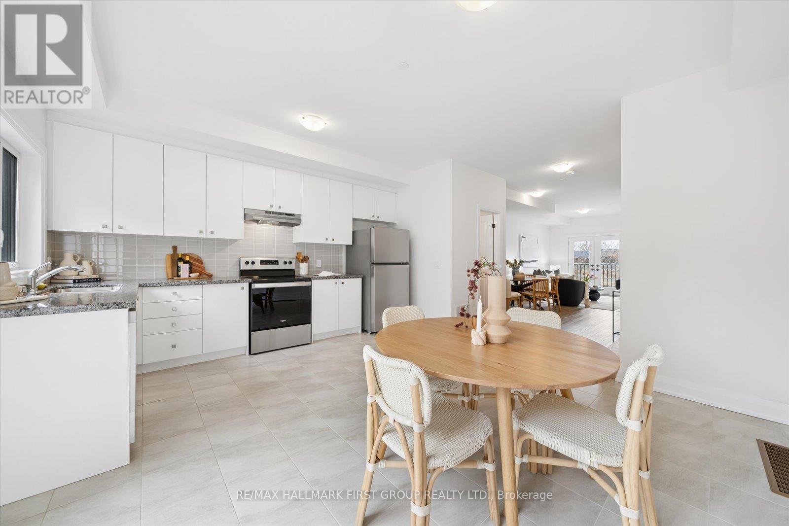 79 Marret Lane, Clarington (Newcastle), Ontario  L1B 0X2 - Photo 12 - E13056968