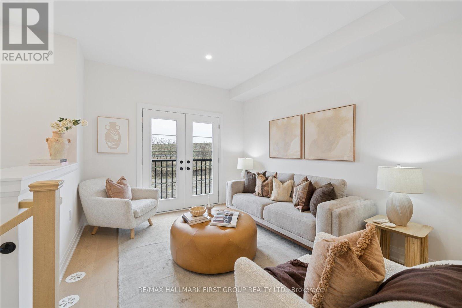 59 Marret Lane, Clarington (Newcastle), Ontario  L1B 0X2 - Photo 2 - E13056976