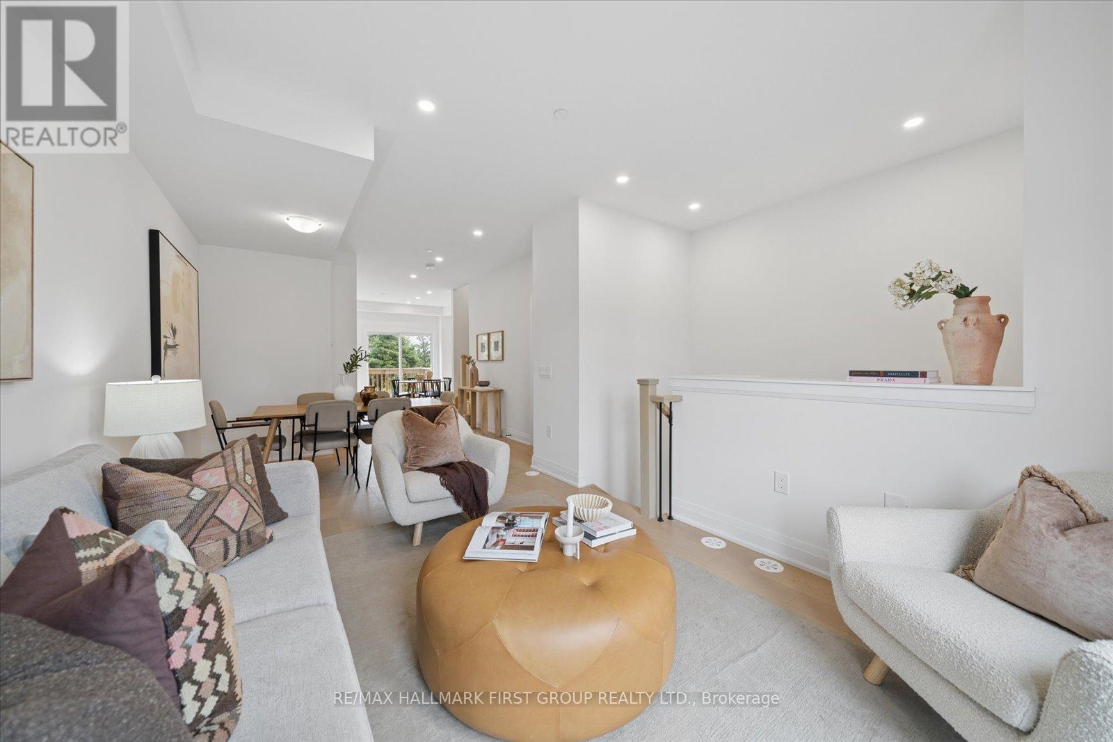 59 Marret Lane, Clarington (Newcastle), Ontario  L1B 0X2 - Photo 3 - E13056976