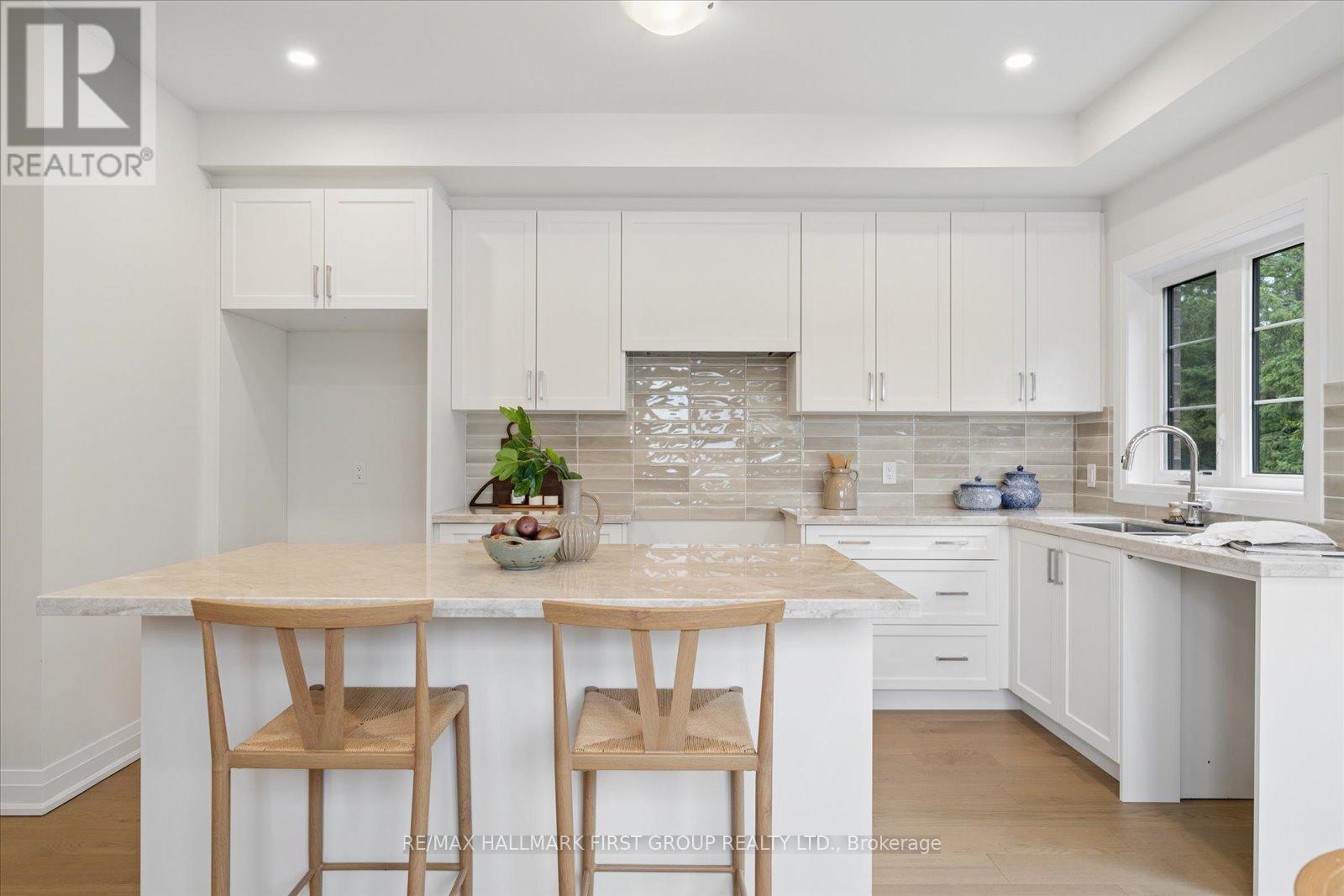 1 Marret Lane, Clarington (Newcastle), Ontario  L1B 0X2 - Photo 12 - E13056980