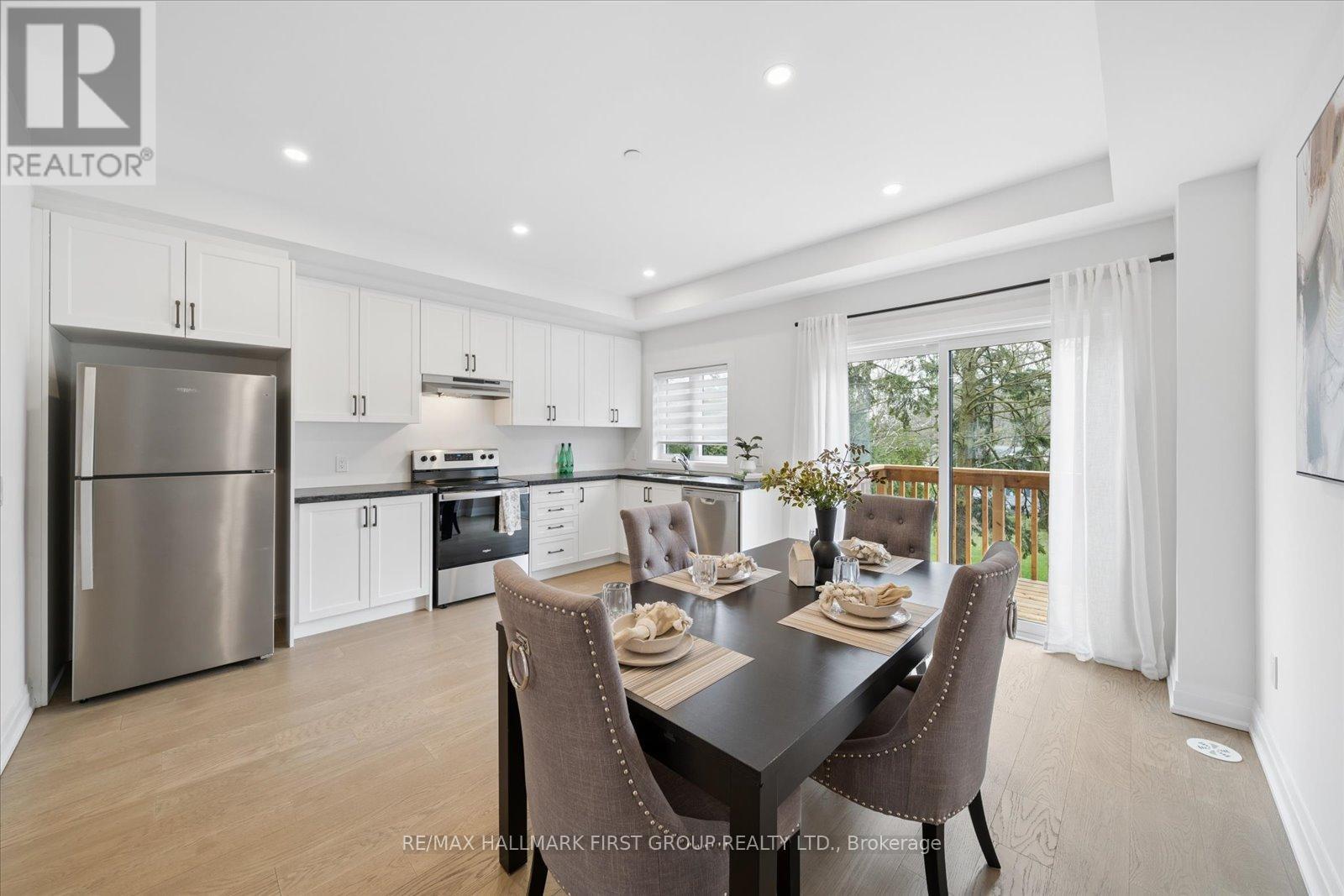 67 Marret Lane, Clarington (Newcastle), Ontario  L1B 0X2 - Photo 11 - E13056984