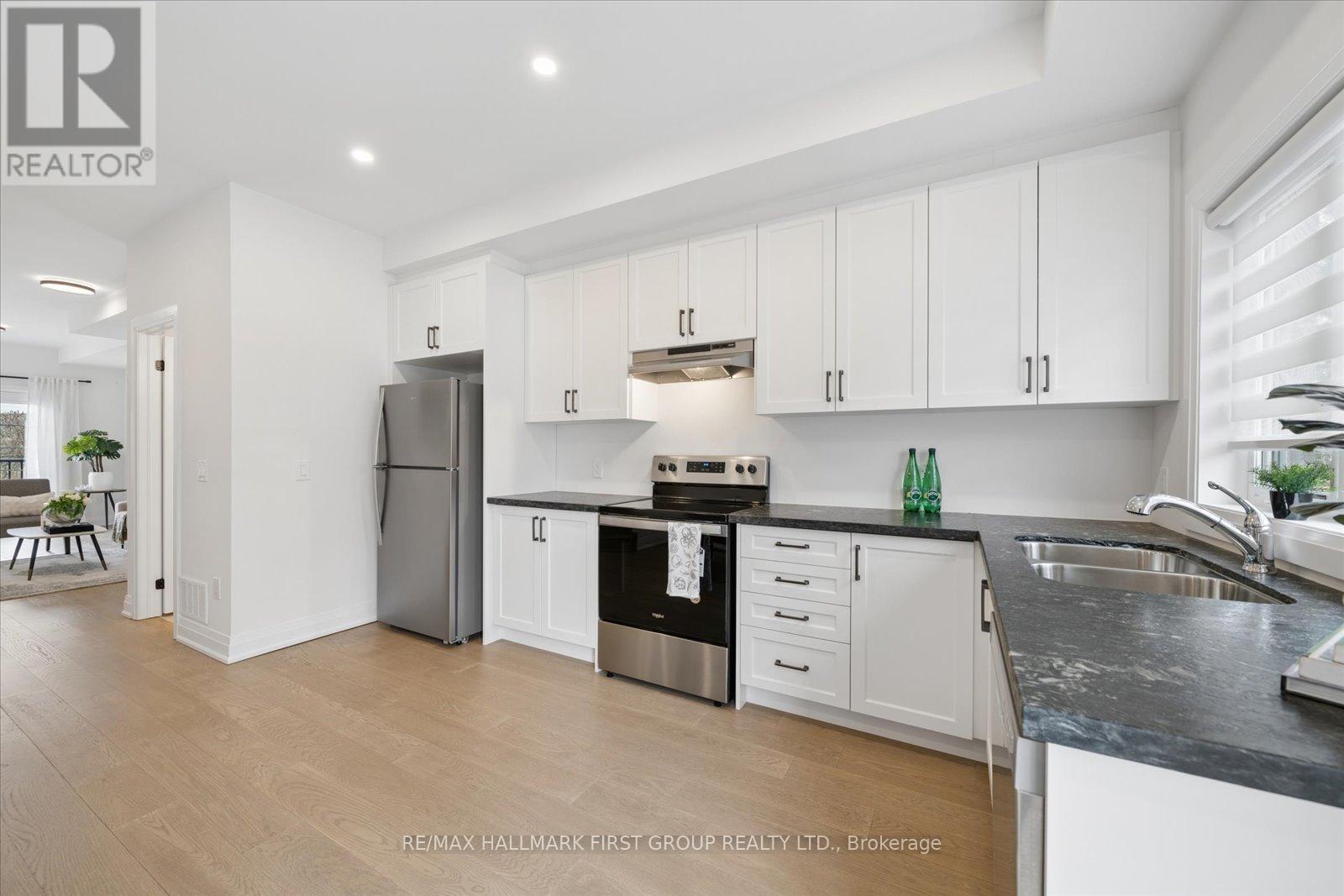 67 Marret Lane, Clarington (Newcastle), Ontario  L1B 0X2 - Photo 8 - E13056984