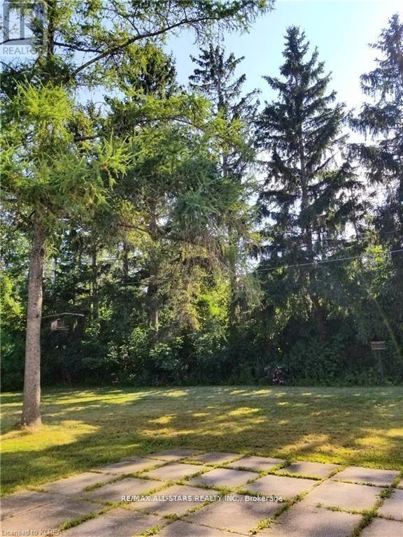 11 Roselyn Court, Kawartha Lakes (Lindsay), Ontario  K9V 4T8 - Photo 20 - X13058922