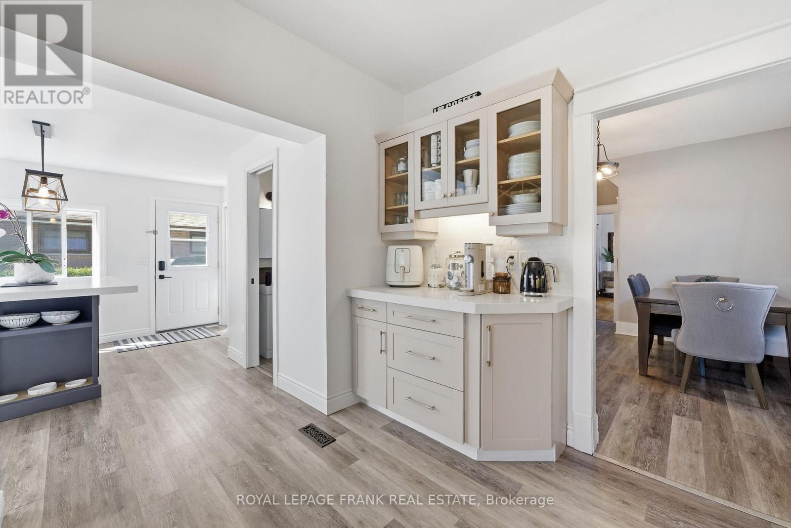 125 Glenelg Street W, Kawartha Lakes (Lindsay), Ontario  K9V 2V8 - Photo 16 - X13059388