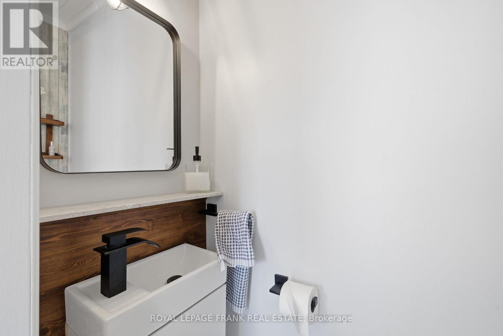 125 Glenelg Street W, Kawartha Lakes (Lindsay), Ontario  K9V 2V8 - Photo 34 - X13059388