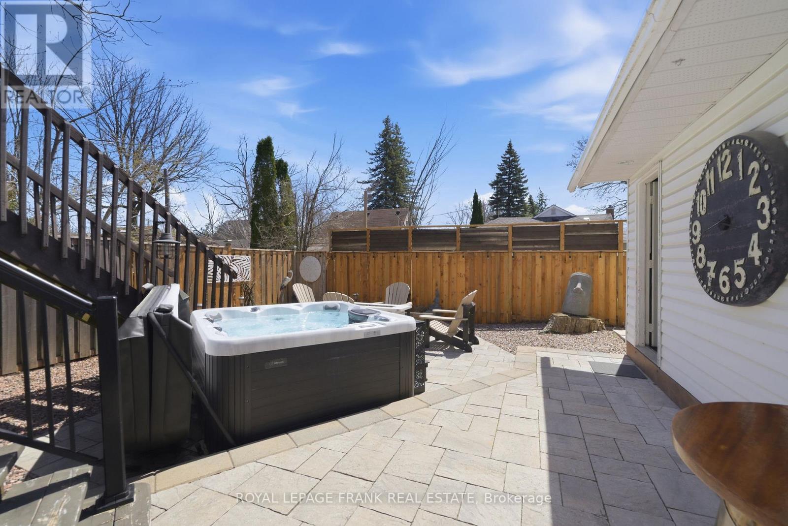 125 Glenelg Street W, Kawartha Lakes (Lindsay), Ontario  K9V 2V8 - Photo 37 - X13059388