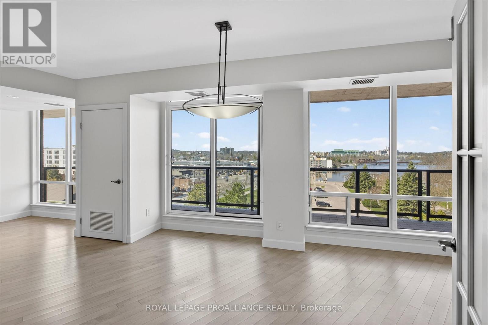 502 - 2 George Street N, Peterborough (Town Ward 3), Ontario  K9J 8K8 - Photo 20 - X13059756