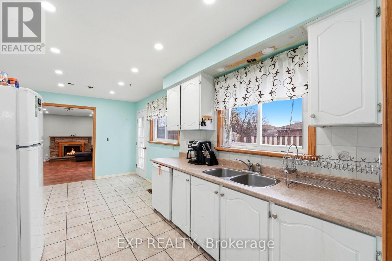 1 Nordale Court, Kawartha Lakes (Lindsay), Ontario  K9V 4V4 - Photo 6 - X13060138