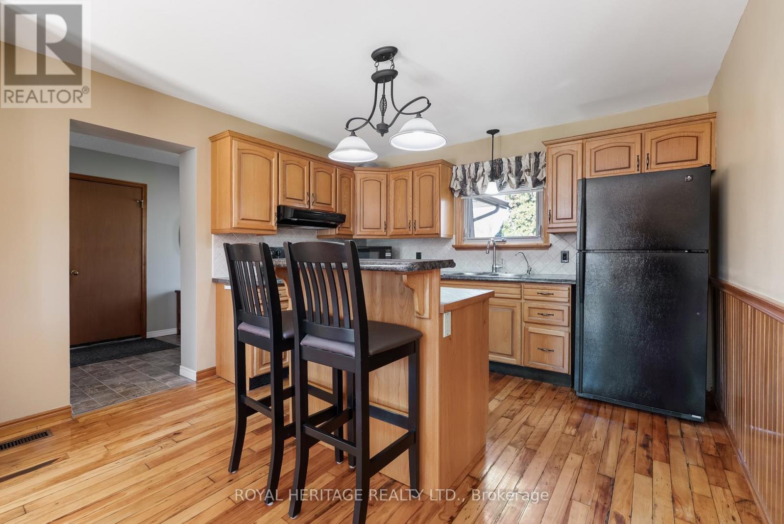 21 Indian Trail, Kawartha Lakes (Fenelon), Ontario  K9V 4R6 - Photo 13 - X13061138