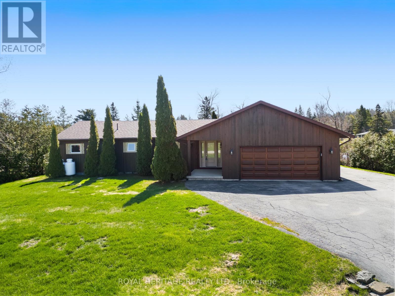 21 Indian Trail, Kawartha Lakes (Fenelon), Ontario  K9V 4R6 - Photo 2 - X13061138