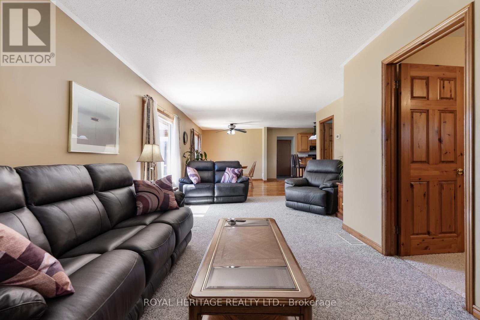 21 Indian Trail, Kawartha Lakes (Fenelon), Ontario  K9V 4R6 - Photo 8 - X13061138