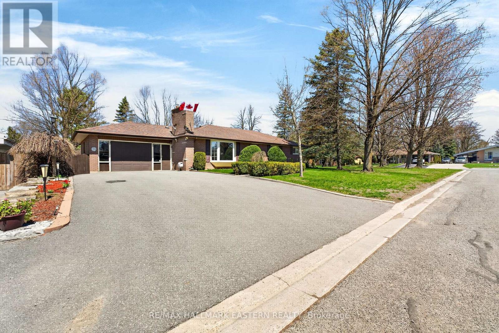 47 Springbrook Drive, Peterborough (Monaghan Ward 2), Ontario  K9J 1L3 - Photo 3 - X13061428
