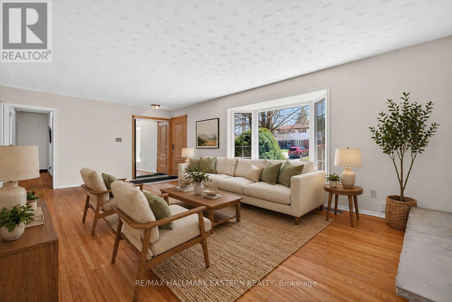 47 Springbrook Drive, Peterborough (Monaghan Ward 2), Ontario  K9J 1L3 - Photo 5 - X13061428