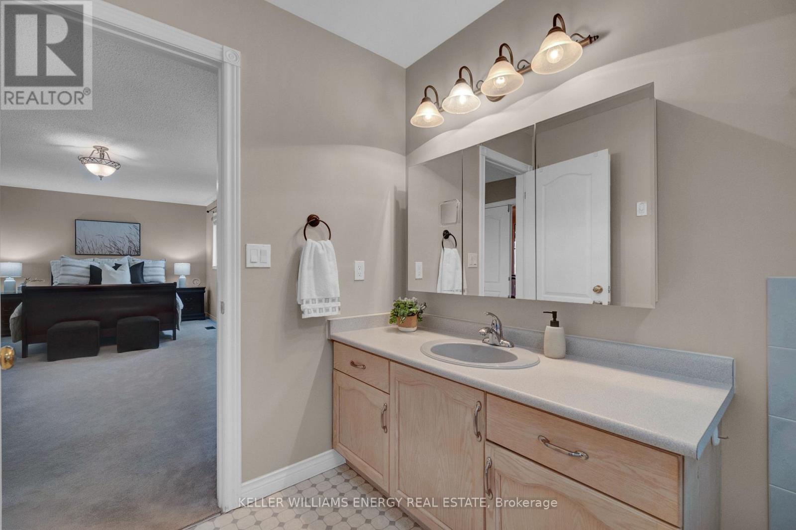 5 Snowden Court, Clarington (Newcastle), Ontario  L1B 1E7 - Photo 28 - E13061754