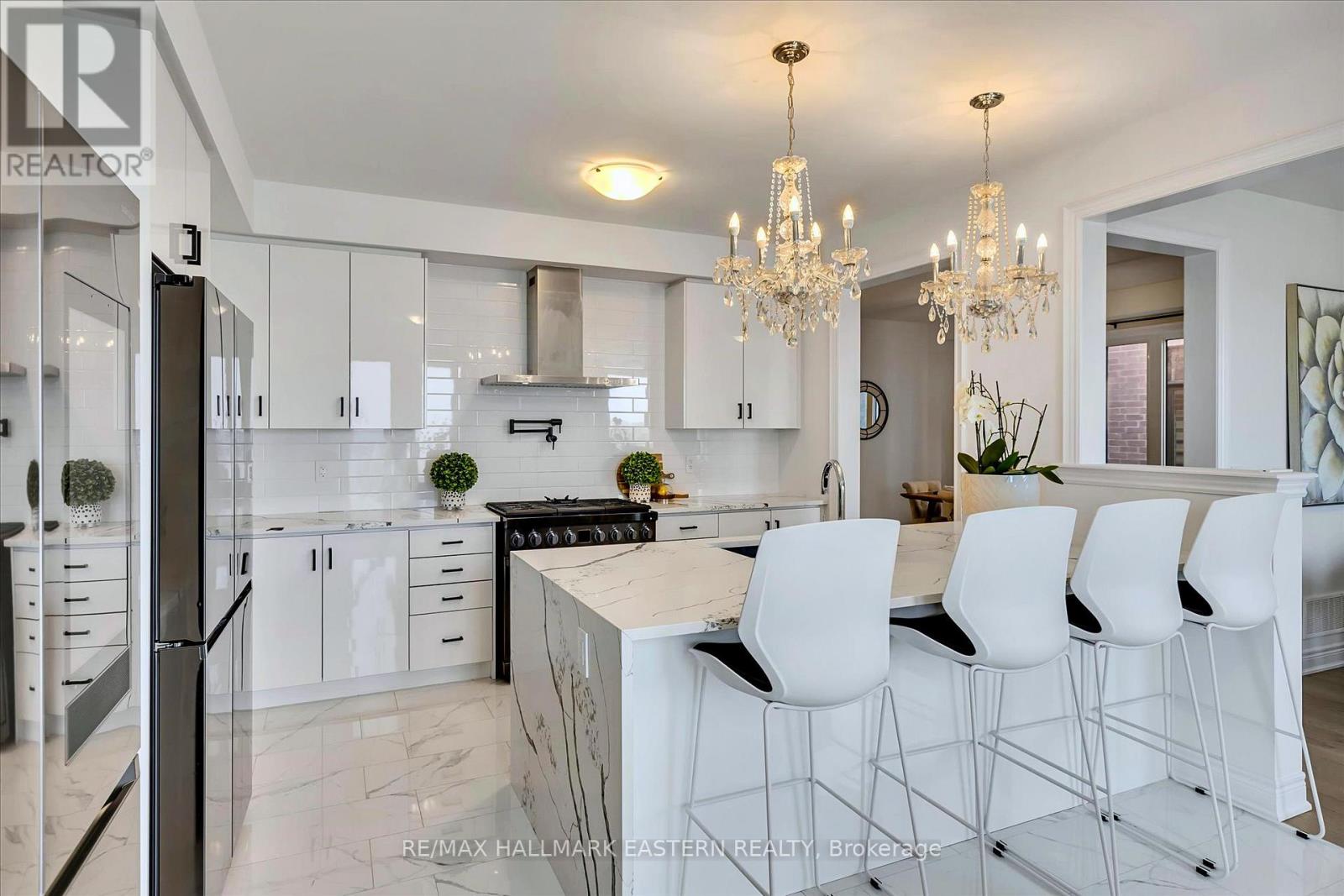 118 Whitehand Drive, Clarington (Newcastle), Ontario  L1B 0W1 - Photo 19 - E13061760