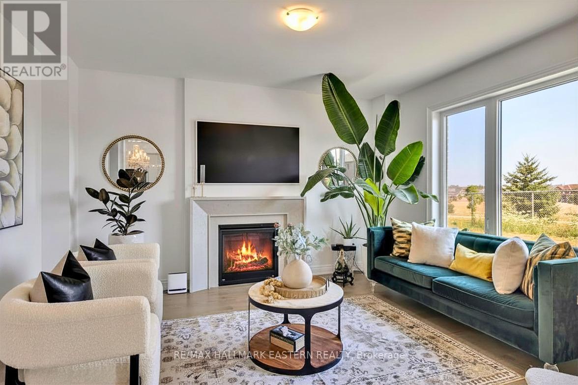 118 Whitehand Drive, Clarington (Newcastle), Ontario  L1B 0W1 - Photo 8 - E13061760