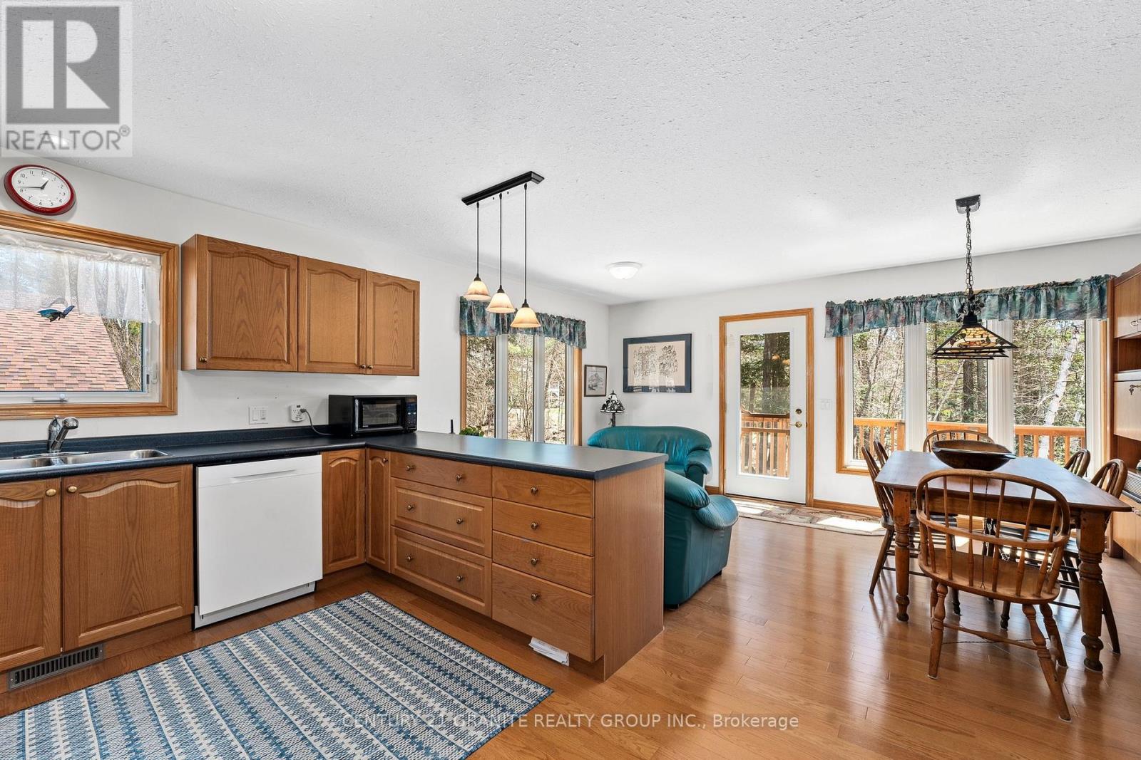 54 Cedar Drive, Hastings Highlands (Herschel Ward), Ontario  K0L 1C0 - Photo 7 - X13061716