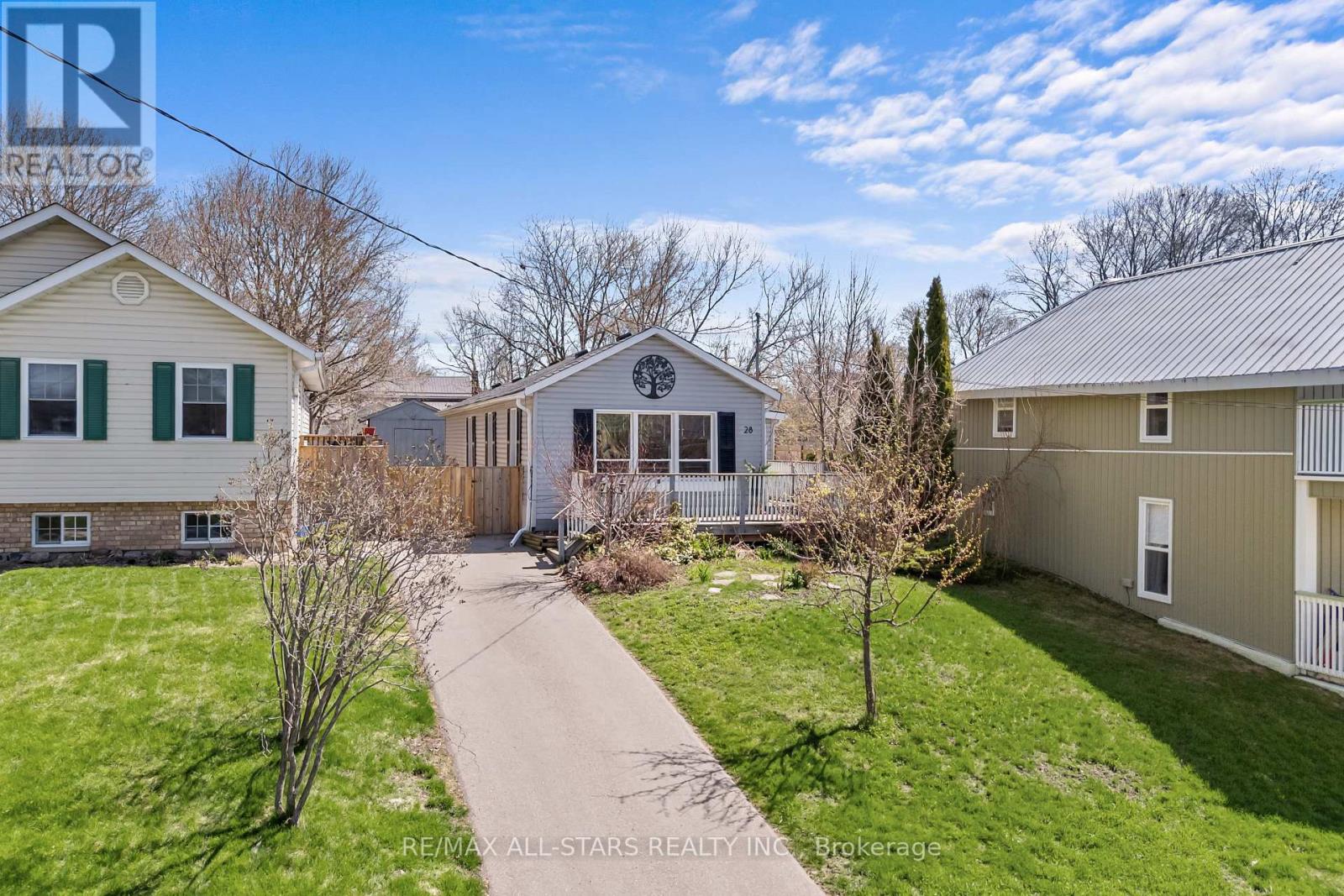 28 Caroline Street, Kawartha Lakes (Lindsay), Ontario  K9V 1T1 - Photo 2 - X13061934