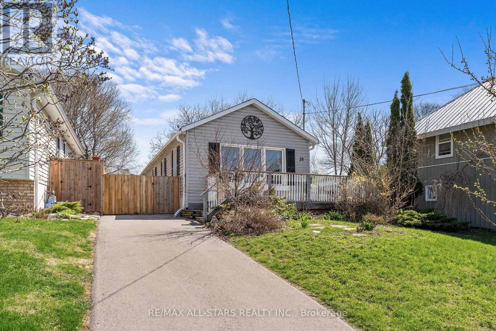 28 Caroline Street, Kawartha Lakes (Lindsay), Ontario  K9V 1T1 - Photo 3 - X13061934