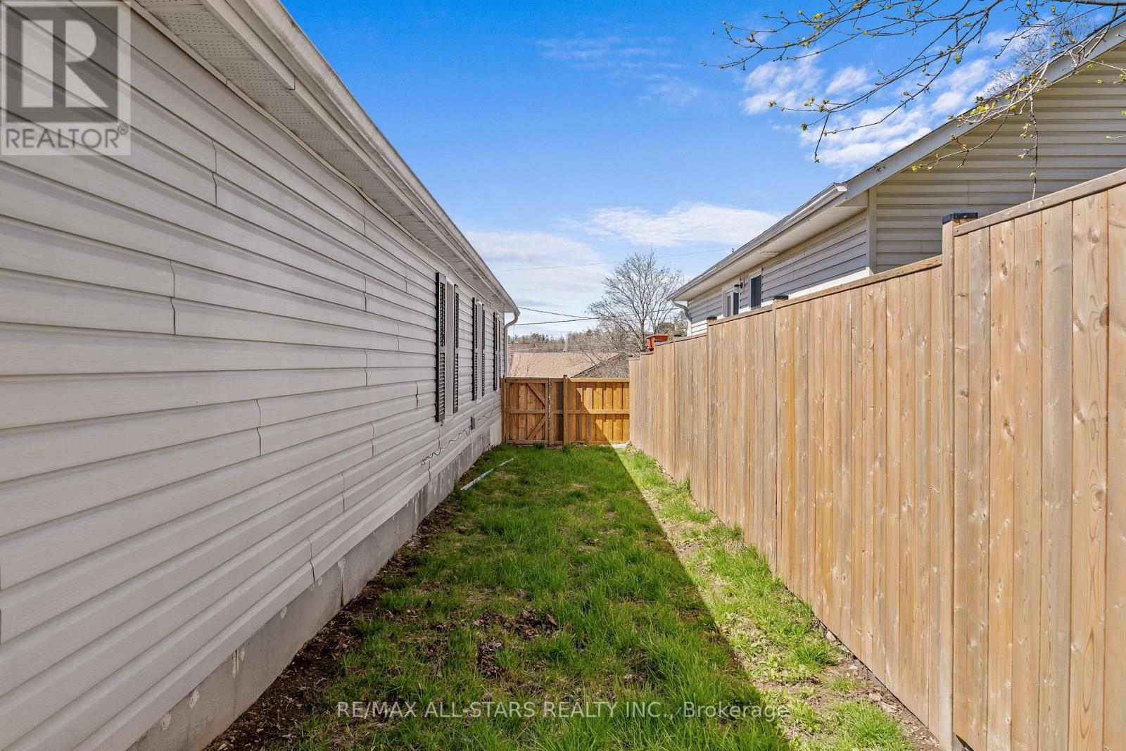 28 Caroline Street, Kawartha Lakes (Lindsay), Ontario  K9V 1T1 - Photo 33 - X13061934