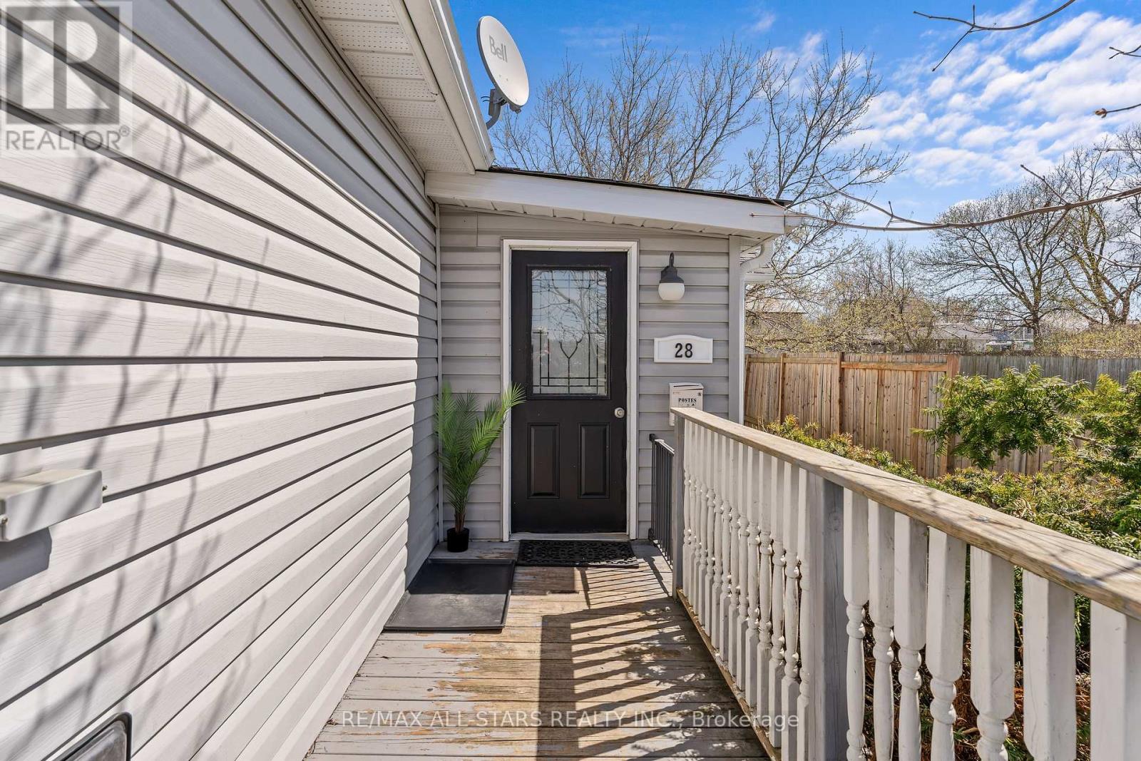 28 Caroline Street, Kawartha Lakes (Lindsay), Ontario  K9V 1T1 - Photo 7 - X13061934