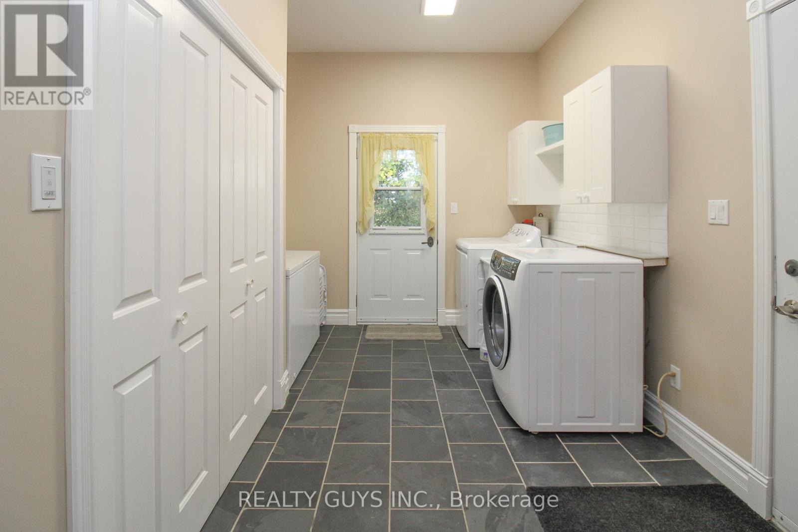 625 Fire Route 1b Route, Selwyn, Ontario  K9J 6X3 - Photo 38 - X13062114